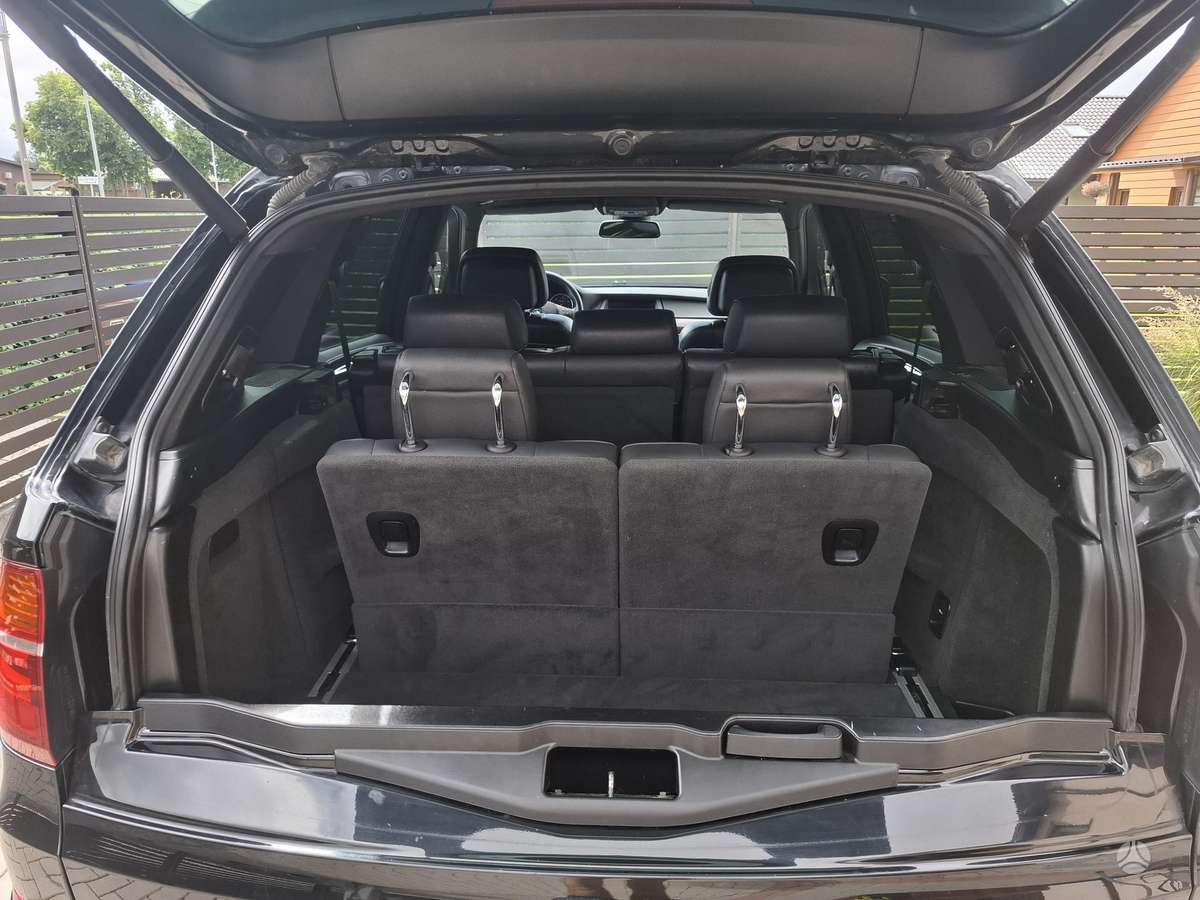 BMW X5, Внедорожник / Кроссовер