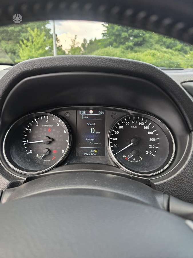 Nissan Qashqai, 1.2 l., hatchback