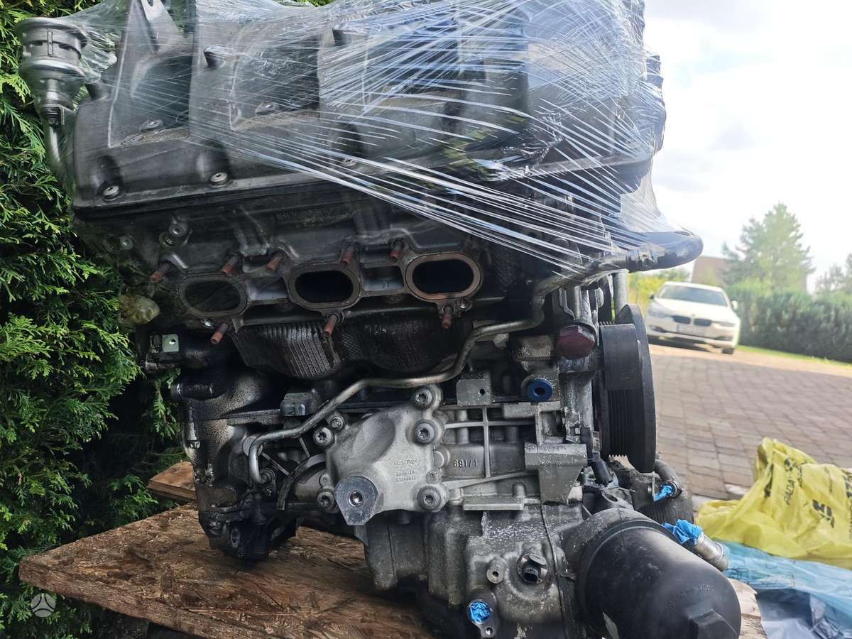 Porsche Macan engine