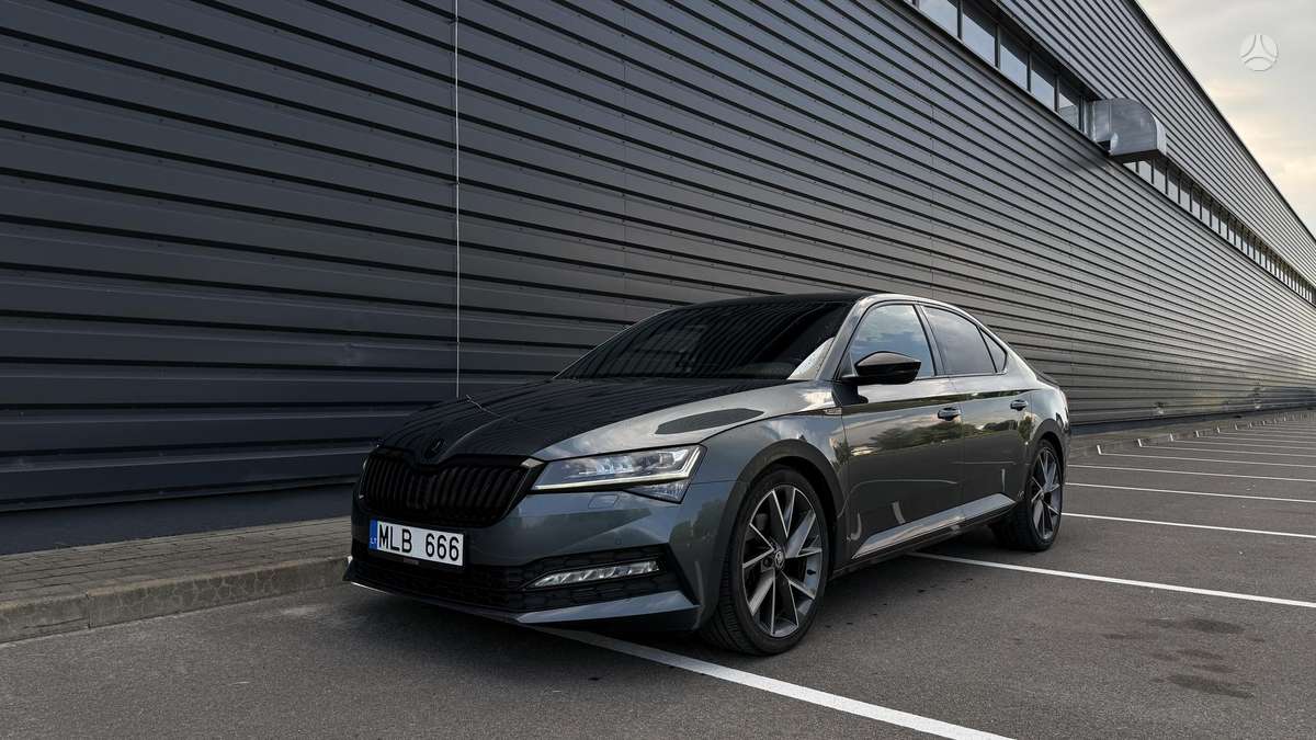 Skoda Superb, 2.0 l., hatchback