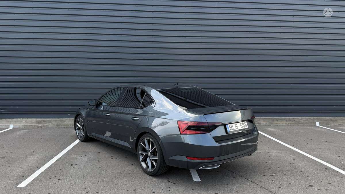 Skoda Superb, 2.0 l., hatchback
