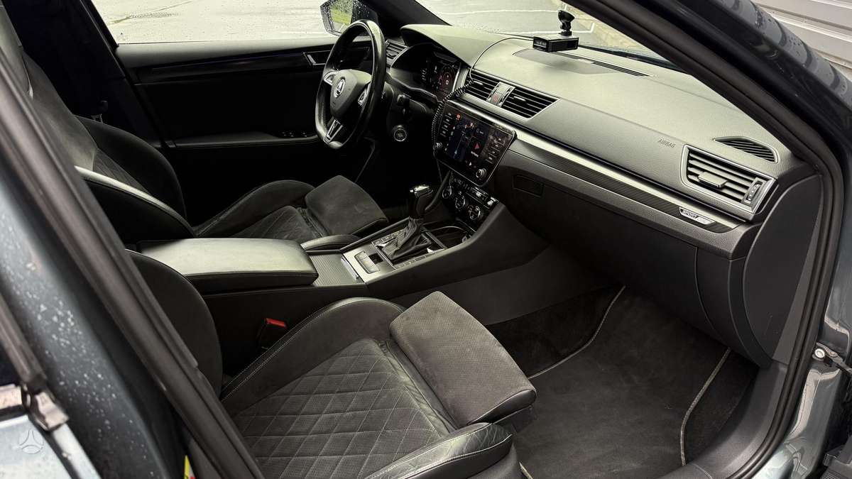 Skoda Superb, 2.0 l., Хэтчбек