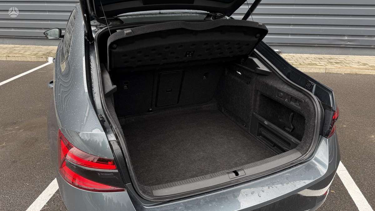 Skoda Superb, 2.0 l., hatchback