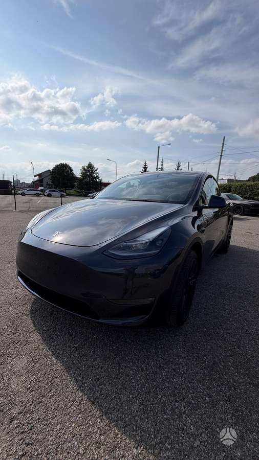 Tesla Model Y, 82 кВт·ч, Седан
