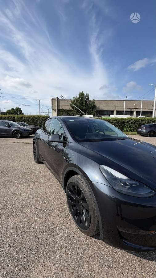 Tesla Model Y, 82 кВт·ч, Седан