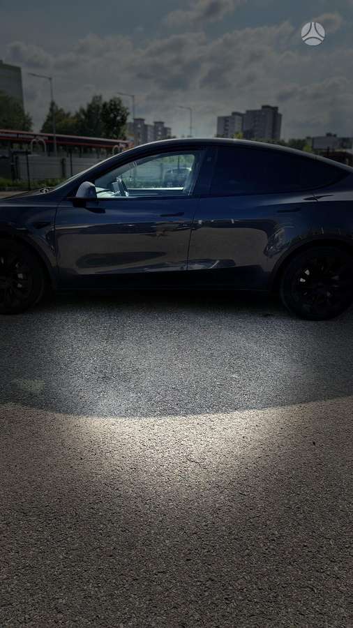 Tesla Model Y, 82 кВт·ч, Седан