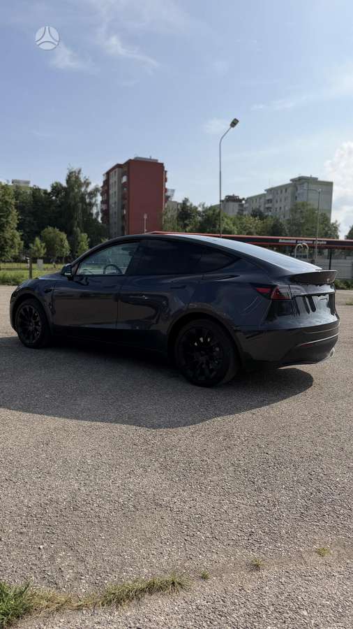 Tesla Model Y, 82 кВт·ч, Седан