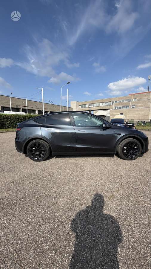 Tesla Model Y, 82 кВт·ч, Седан