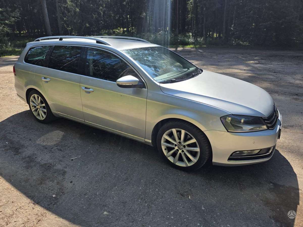 Volkswagen Passat - 2