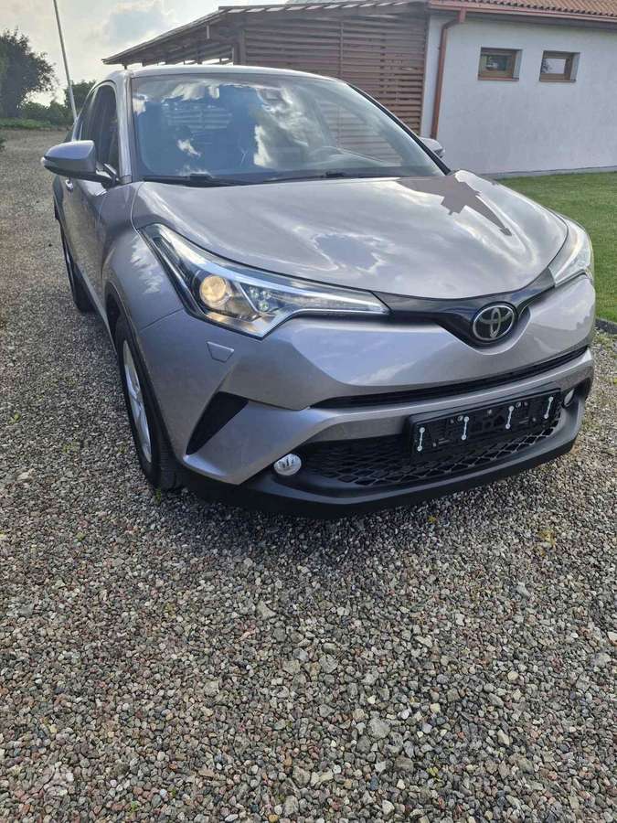 Toyota C-HR - 7