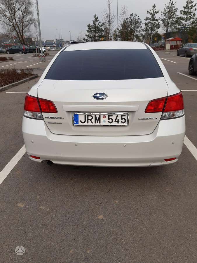 Subaru Legacy - 4
