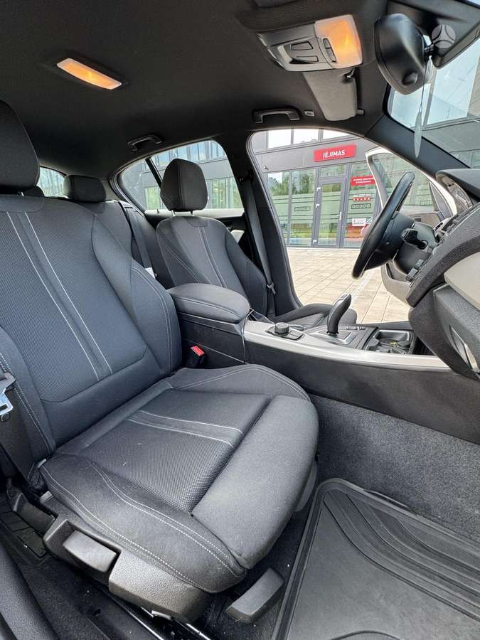BMW 116, 1.5 l., hatchback
