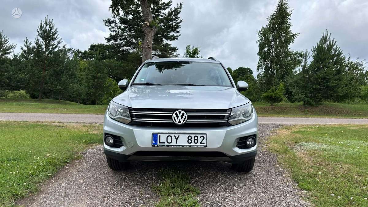 Volkswagen Tiguan - 1
