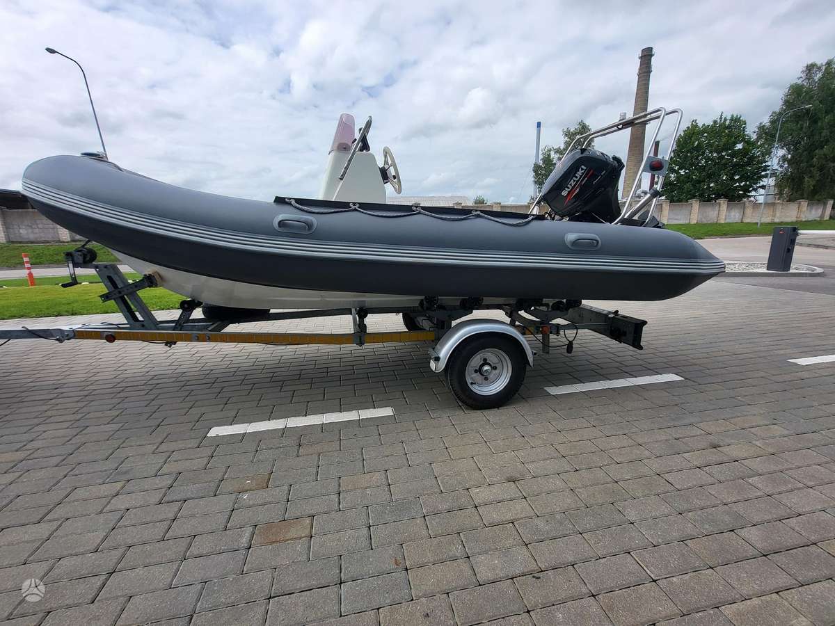 Valiant 400, yachts / cruisers