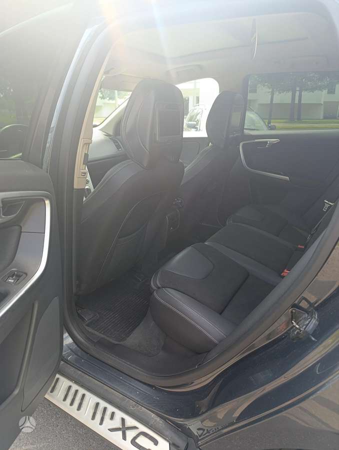 Volvo XC60 - 8
