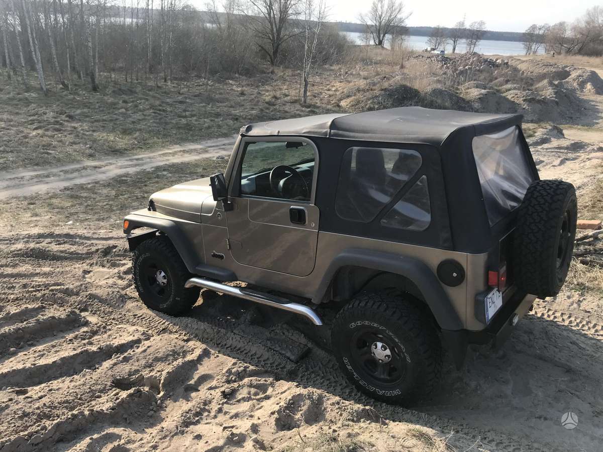 Jeep Wrangler roof