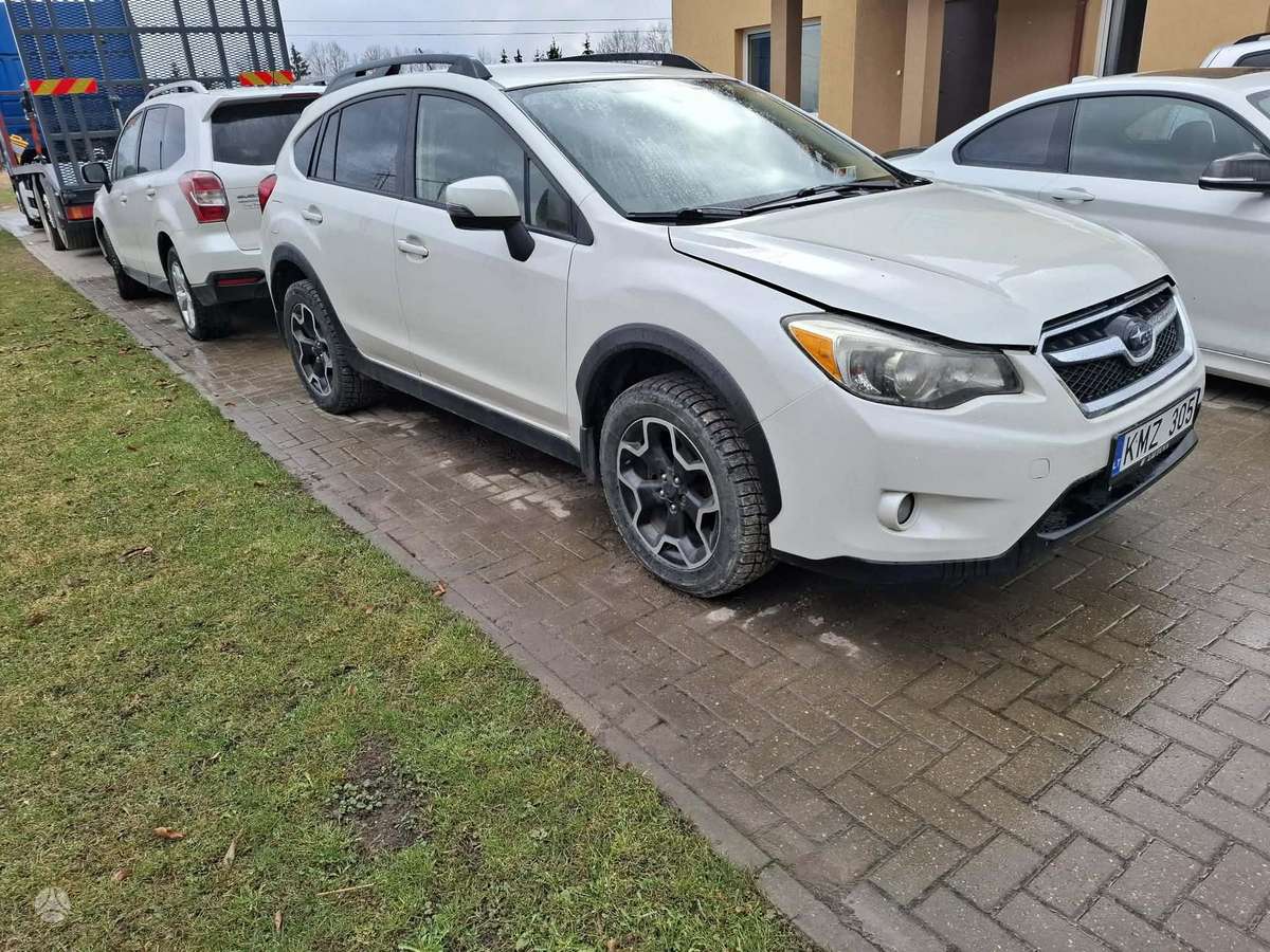 Subaru XV, 2.0 l., off-road / crossover