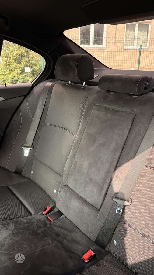 BMW 520, 2.0 l., Седан