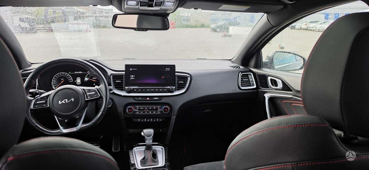 Kia ProCeed, 1.6 l., hatchback