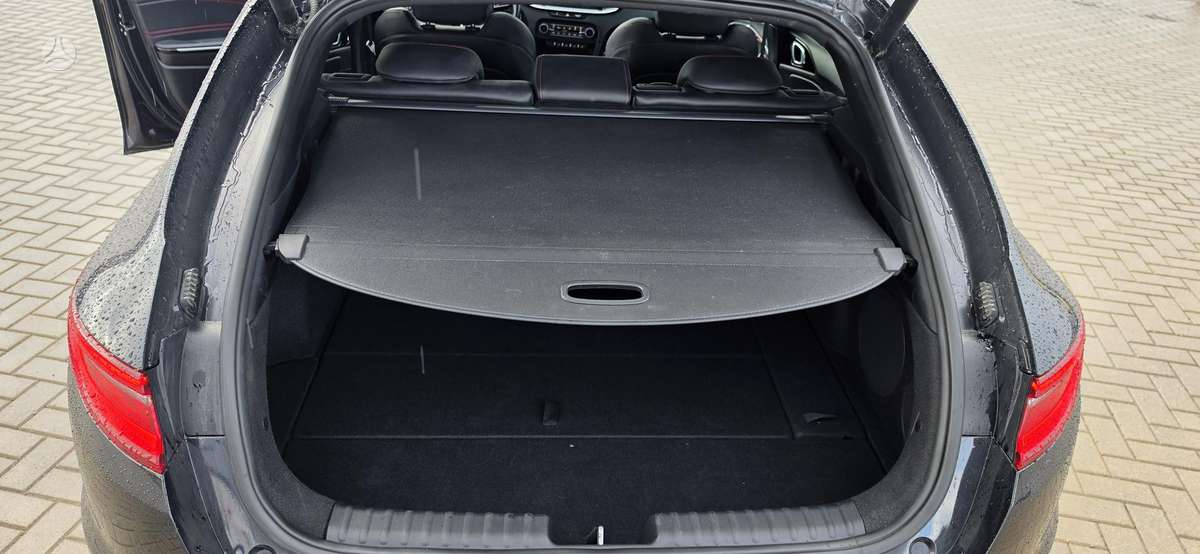 Kia ProCeed, 1.6 l., hatchback