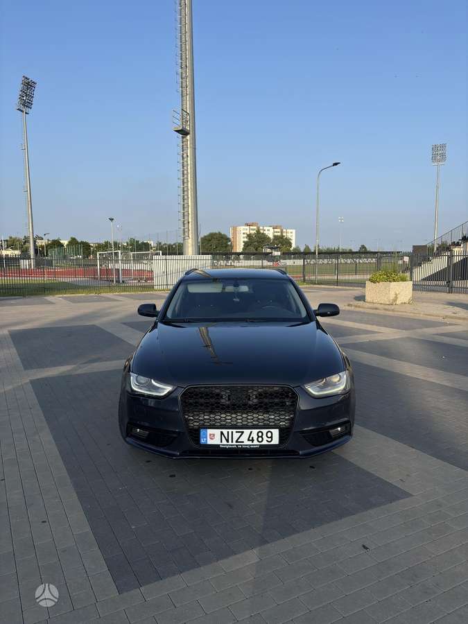 Audi A4, 2.0 l., Универсал