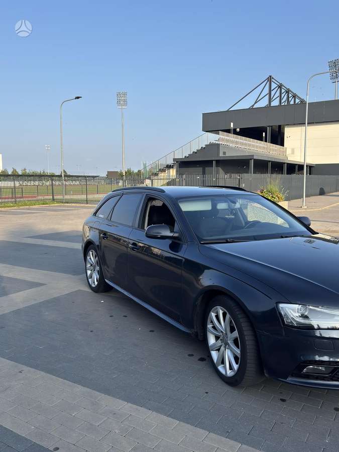 Audi A4, 2.0 l., Универсал