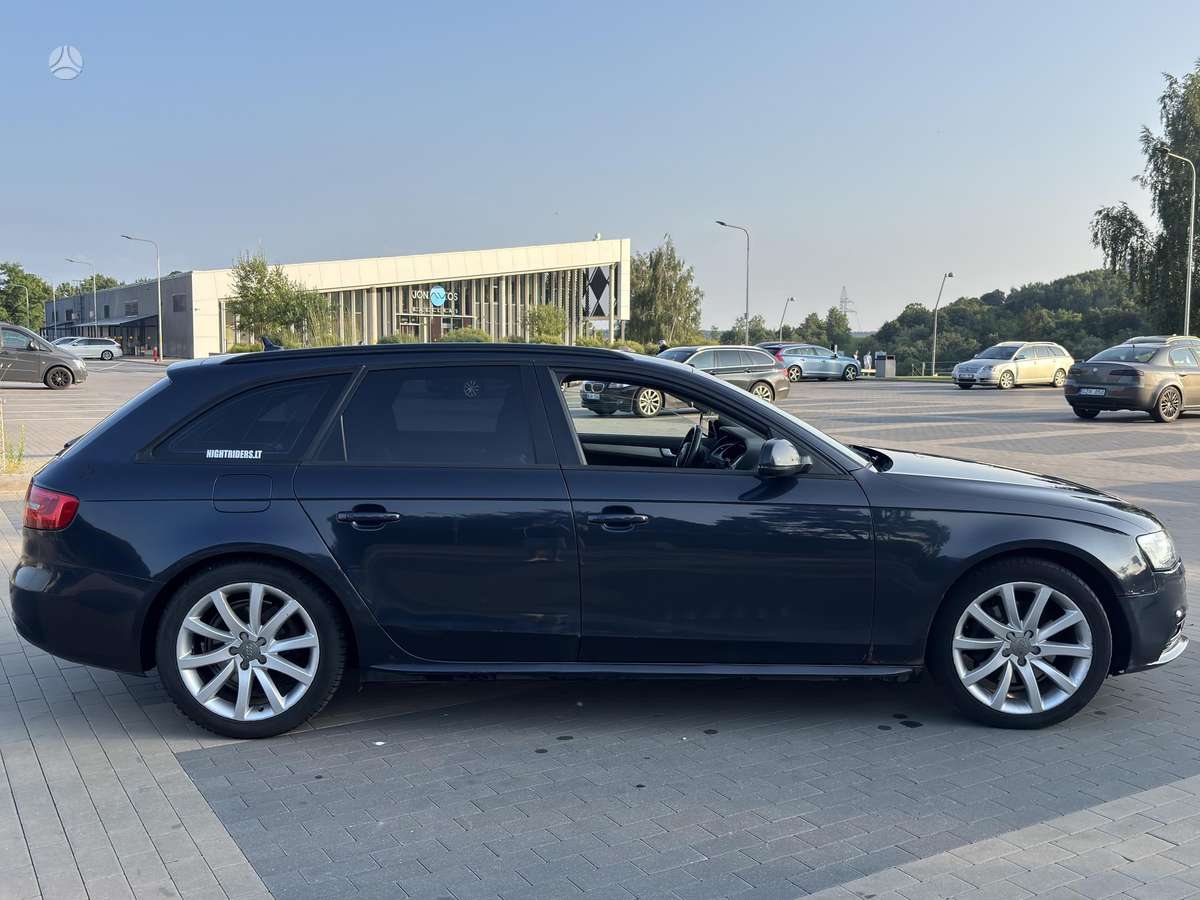 Audi A4, 2.0 l., Универсал