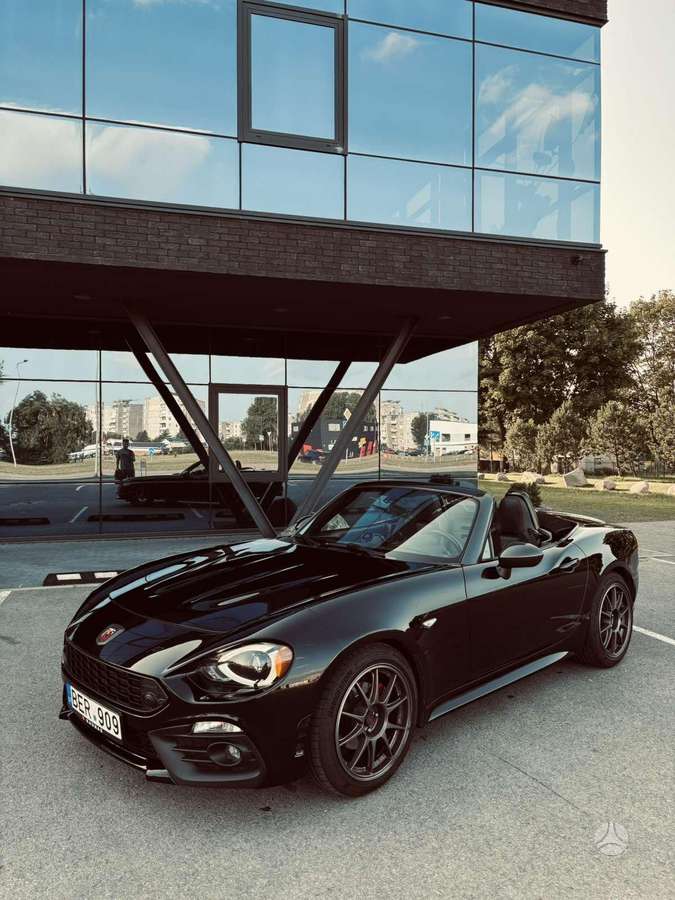 Abarth 124 Spider, 1.4 l., Кабриолет