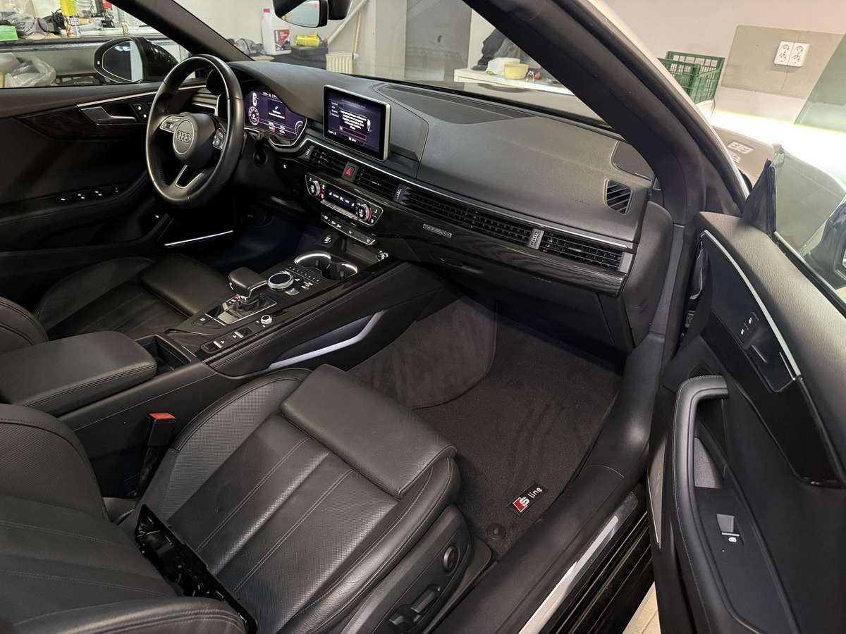 Audi A5, kabrioletas