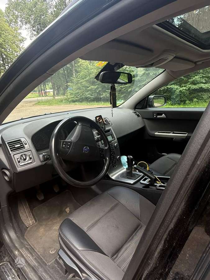 Volvo V50 - 9