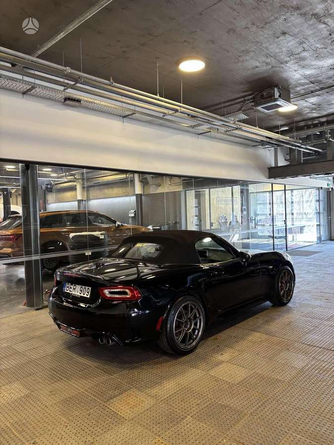 Abarth 124 Spider, 1.4 l., Кабриолет