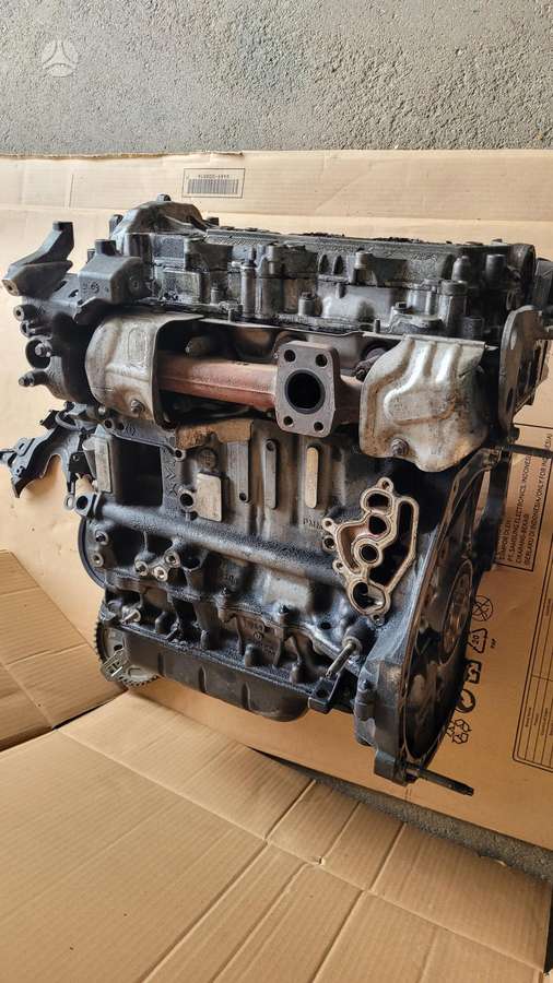 Peugeot 5008, YH01, variklis