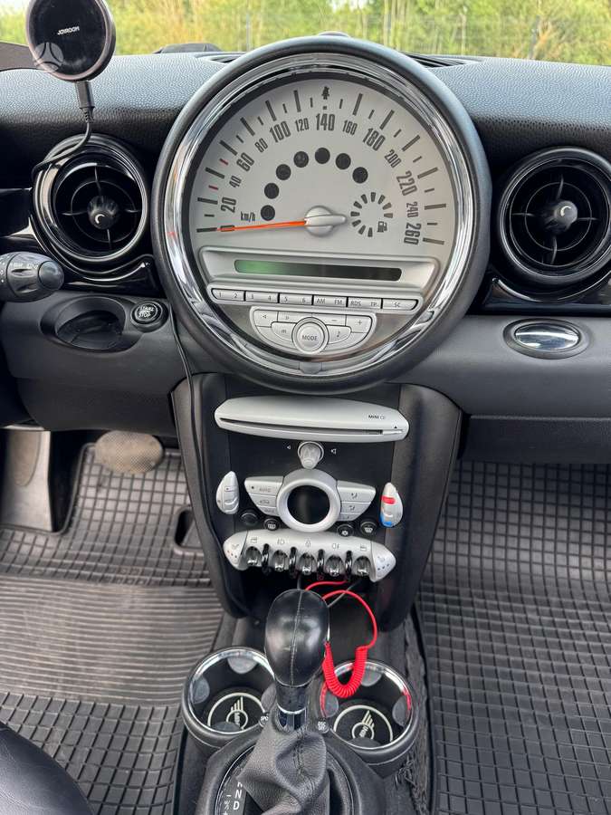Mini Cooper, 1.6 l., Хэтчбек