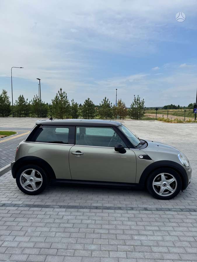 Mini Cooper, 1.6 l., Хэтчбек