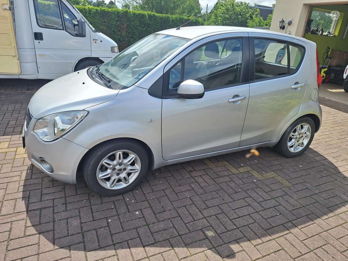 Opel Agila, hatchback