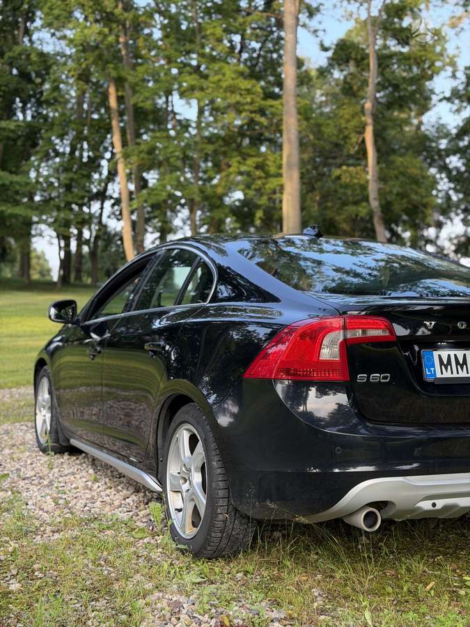 Volvo S60, 2.0 l., Седан