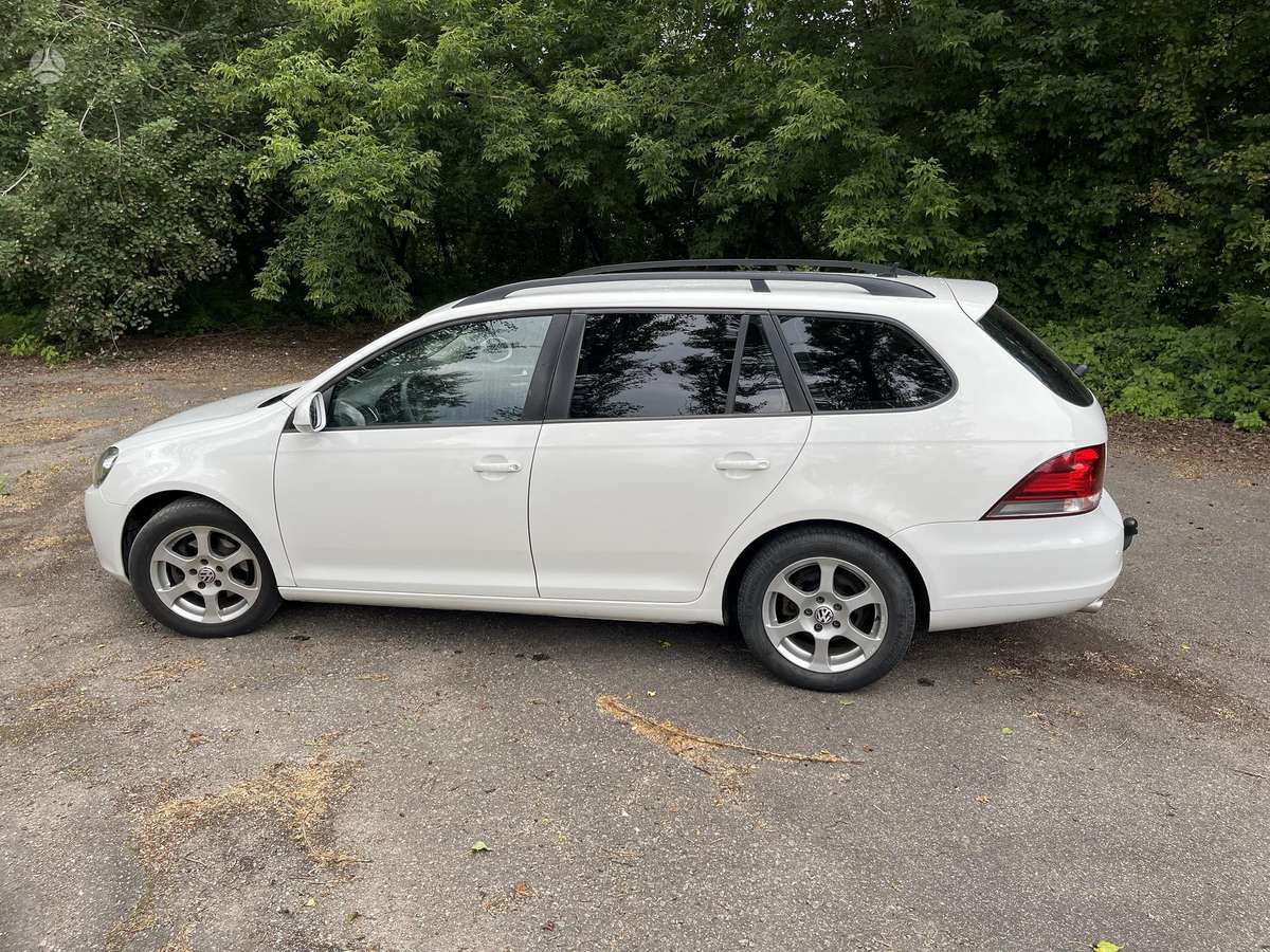 Volkswagen Golf - 4