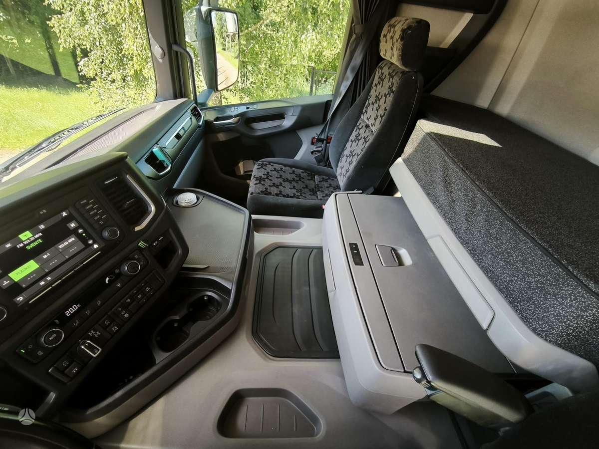 Scania G500 B6x4HA, лесовозы
