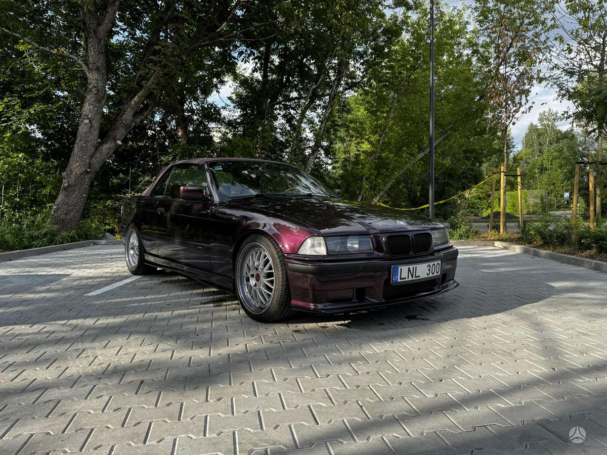 BMW 320, 2.0 l., convertible