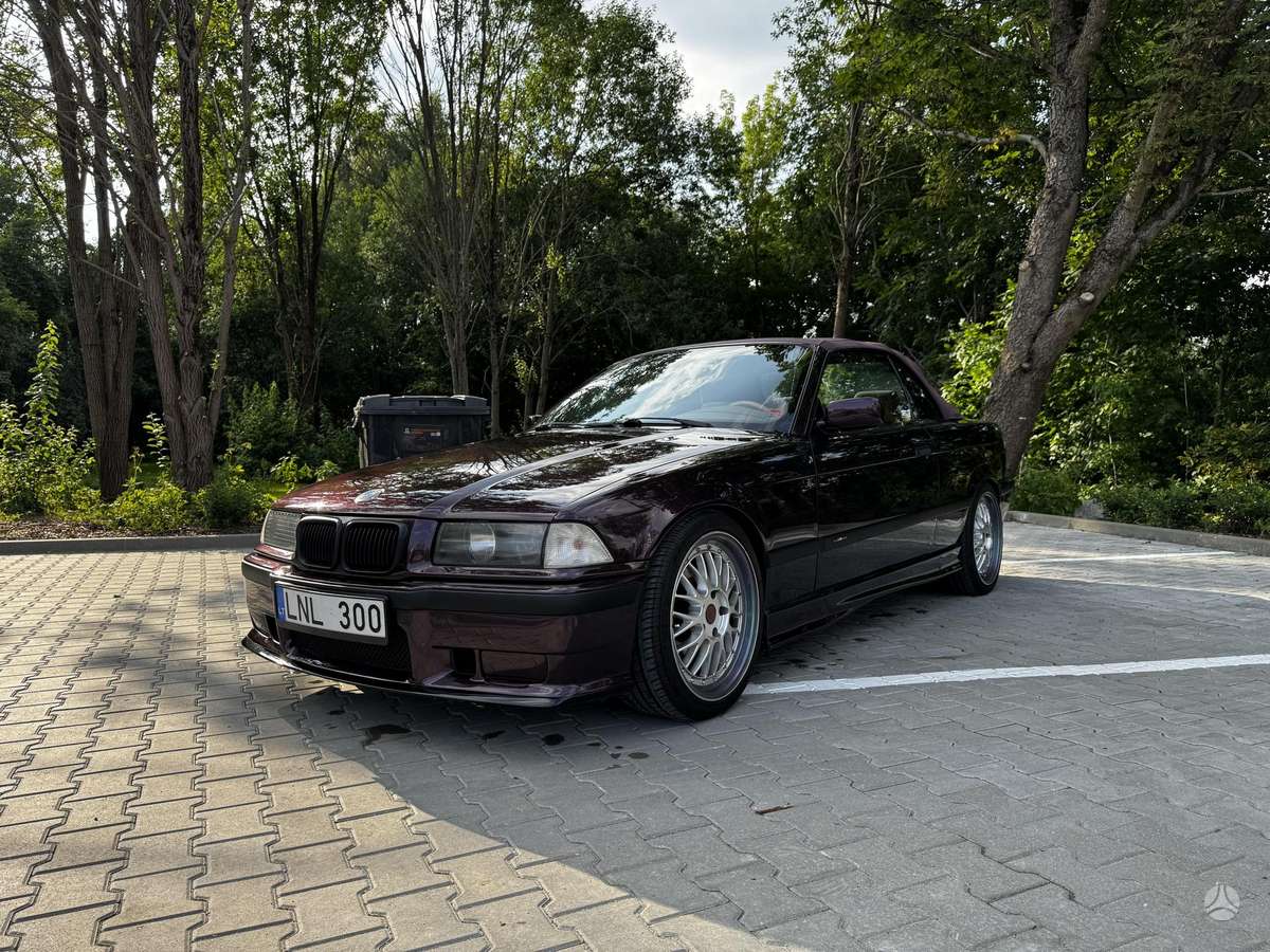 BMW 320, 2.0 l., convertible