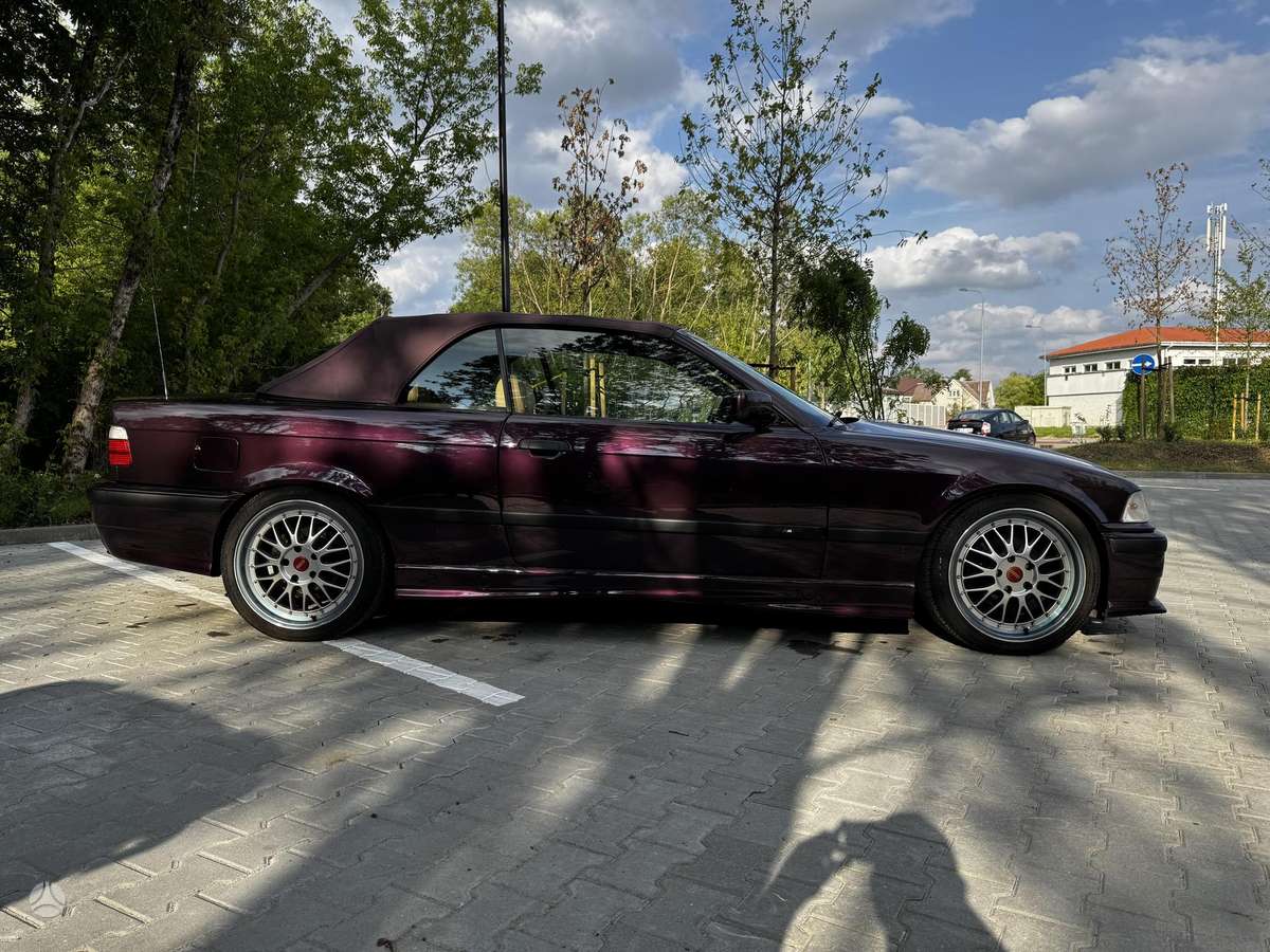 BMW 320, 2.0 l., convertible