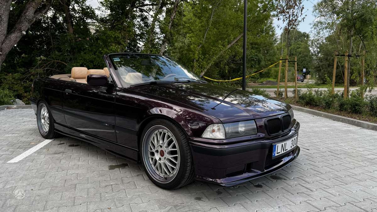 BMW 320, 2.0 l., convertible