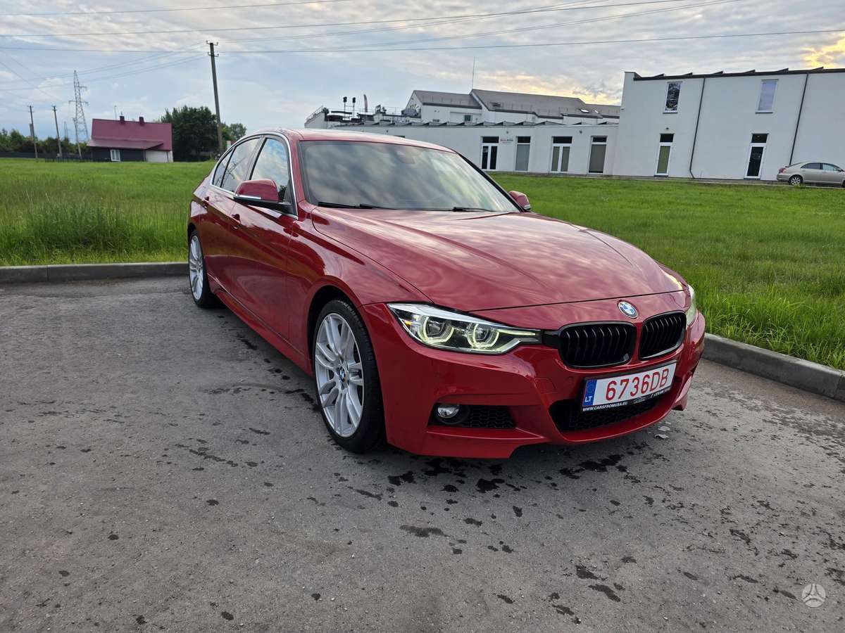 BMW 330, 2.0 l., Седан