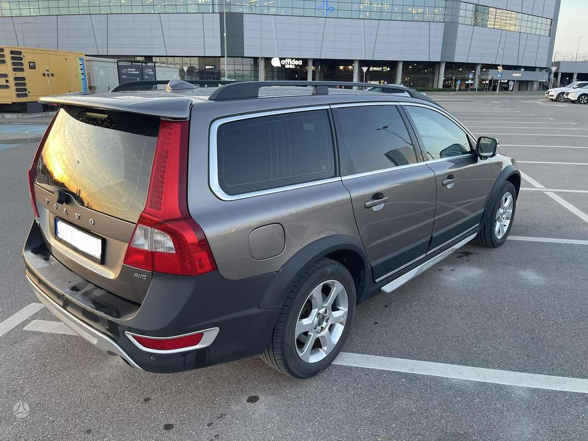 Volvo XC70, 2.4 l., Универсал
