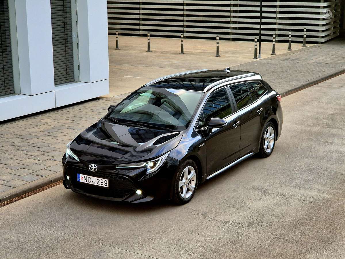 Toyota Corolla - 2