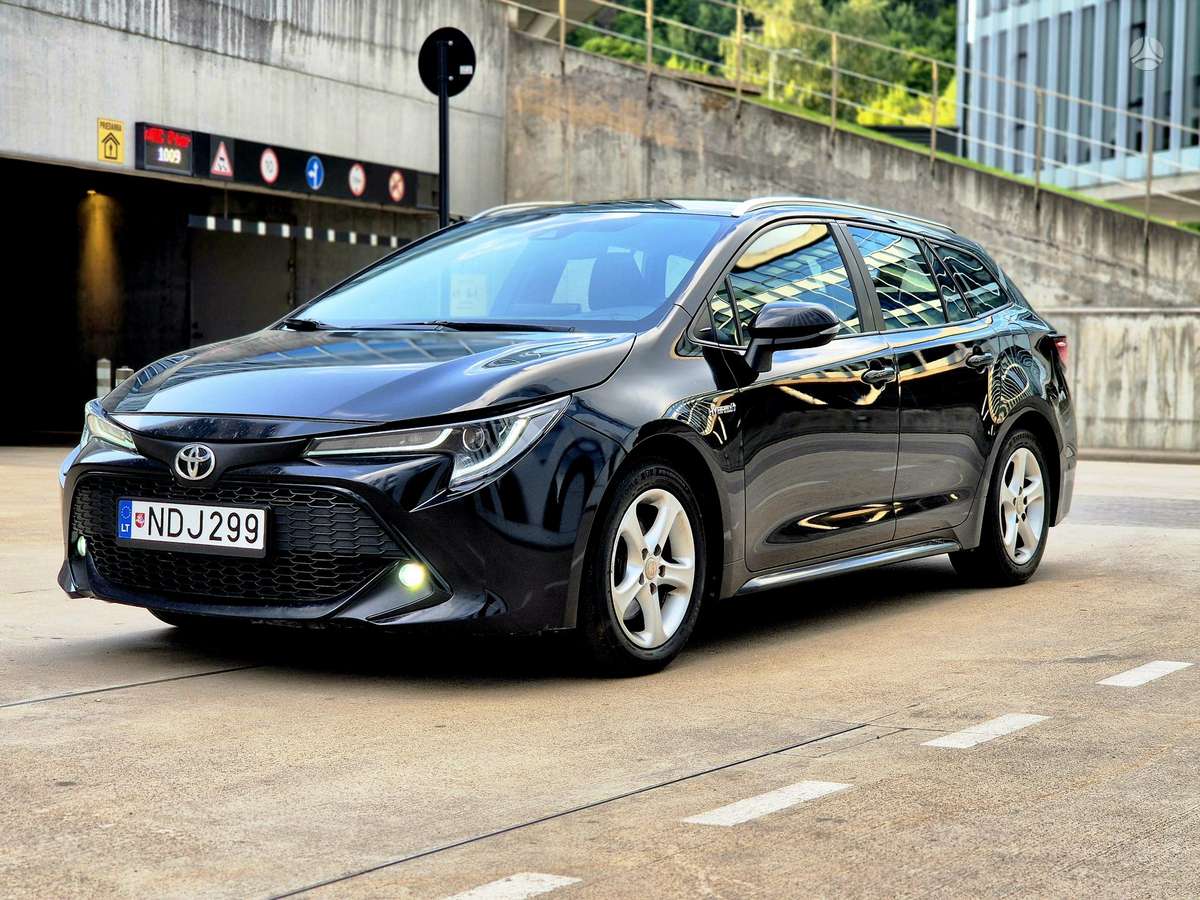 Toyota Corolla - 5