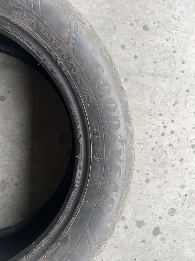 Goodyear Efficient grip performance 2, summer 215/55 R17