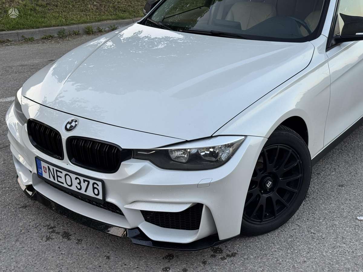 BMW 328, 2.0 l., Седан