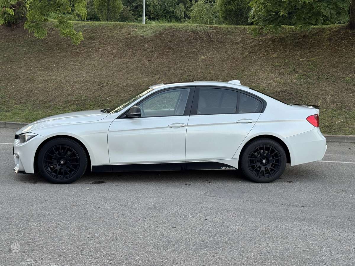 BMW 328, 2.0 l., Седан