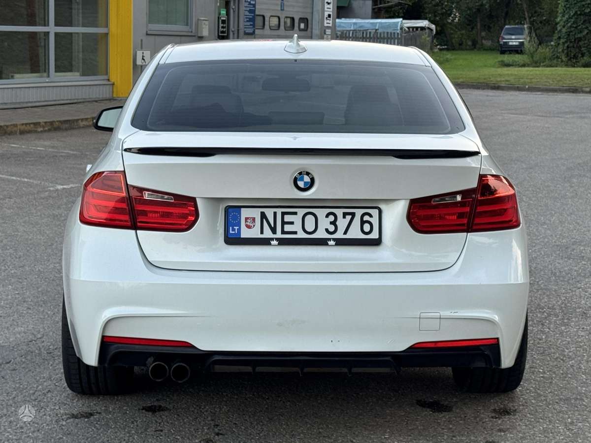 BMW 328, 2.0 l., Седан